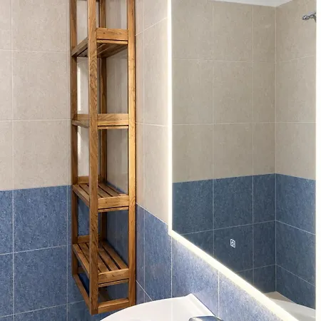 Daire Comfort 1-bedroom Tiran